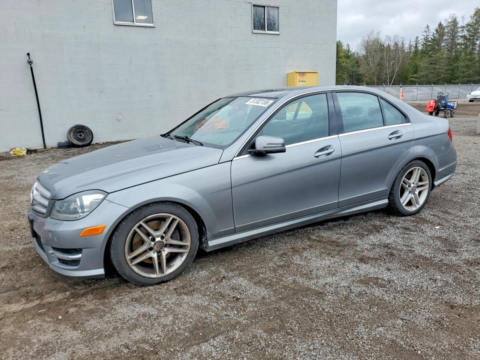 2012 Mercedes-benz C მანქანა იყიდება აუქციონზე, vin: WDDGF8BB4CA630375, აუქციონის ნომერი: 51302156