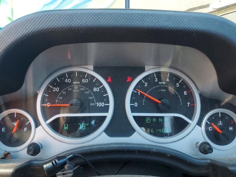2008 Jeep Wrangler Unlimited მანქანა იყიდება აუქციონზე, vin: 1J4GA59148L520839, აუქციონის ნომერი: 47992596