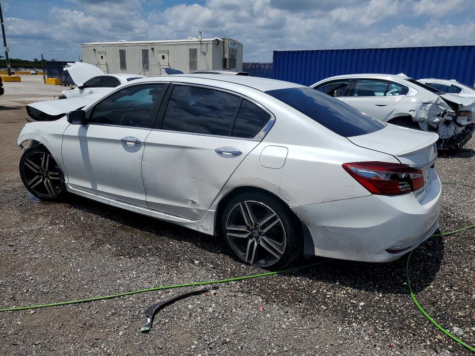 51083286 :رقم المزاد ، 1HGCR2F5XHA028333 vin ، 2017 Honda Accord مزاد بيع