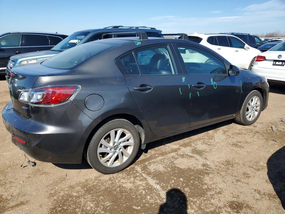 49310246 :رقم المزاد ، JM1BL1W70D1776767 vin ، 2013 Mazda 3 مزاد بيع