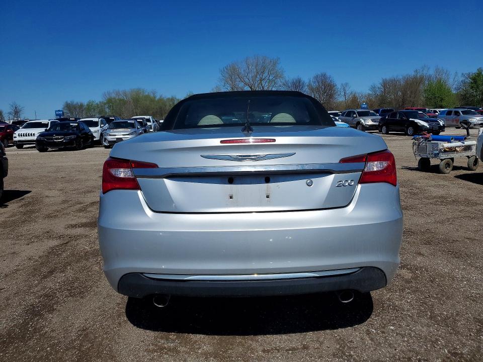 Продажа на аукционе авто 2011 Chrysler 200, vin: 1C3BC2EG8BN624222, номер лота: 49675756