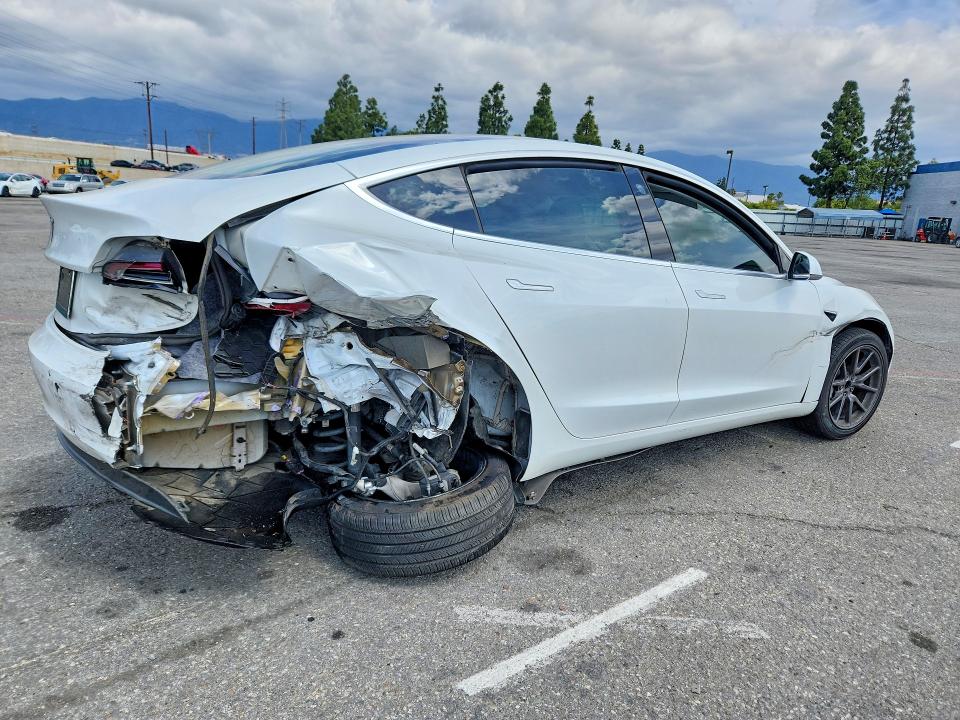 Продажа на аукционе авто 2020 Tesla Model 3, vin: 5YJ3E1EA9LF717900, номер лота: 50837276