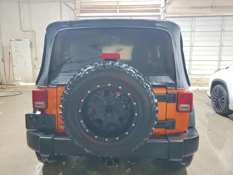 2011 Jeep Wrangler Unlimited მანქანა იყიდება აუქციონზე, vin: 1J4BA6H1XBL520174, აუქციონის ნომერი: 49533816