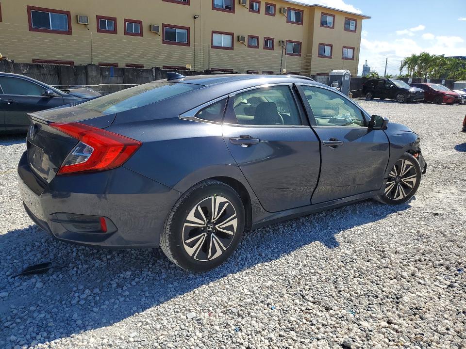 2018 Honda Civic მანქანა იყიდება აუქციონზე, vin: JHMFC1F72JX037070, აუქციონის ნომერი: 51414316