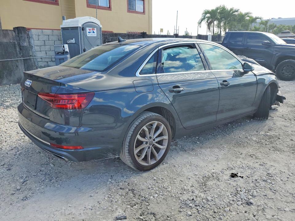 49153786 :رقم المزاد ، WAUGMAF40KN001445 vin ، 2019 Audi A4 مزاد بيع