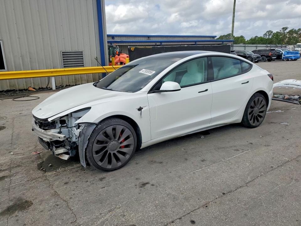 Продажа на аукционе авто 2022 Tesla Model 3, vin: 5YJ3E1ECXNF108996, номер лота: 47950956