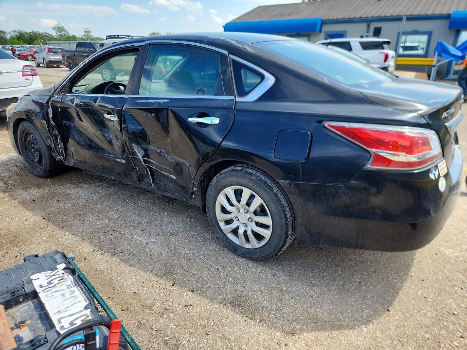 2015 N Altima მანქანა იყიდება აუქციონზე, vin: 1N4AL3AP2FC184928, აუქციონის ნომერი: 48979006