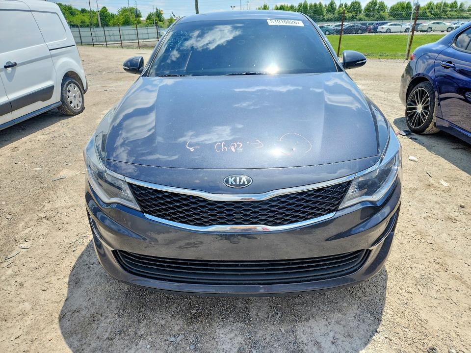 2017 Kia Optima მანქანა იყიდება აუქციონზე, vin: 5XXGT4L39HG155885, აუქციონის ნომერი: 51010826