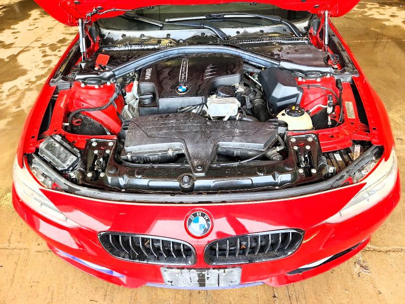 51318376 :رقم المزاد ، WBA3B3G51FNT19264 vin ، 2015 Bmw 328 مزاد بيع
