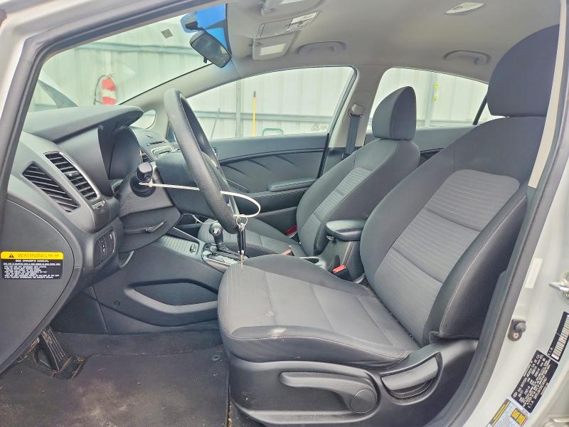 51654976 :رقم المزاد ، 3KPFL4A72HE145967 vin ، 2017 Kia Forte مزاد بيع