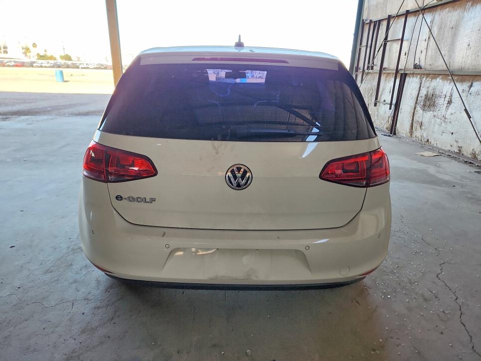 2015 Volkswagen E-golf მანქანა იყიდება აუქციონზე, vin: WVWPP7AU6FW911427, აუქციონის ნომერი: 50661126