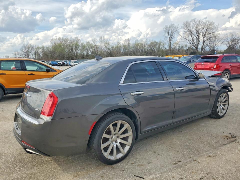 49547486 :رقم المزاد ، 2C3CCAEG0KH689542 vin ، 2019 Chrysler 300 مزاد بيع