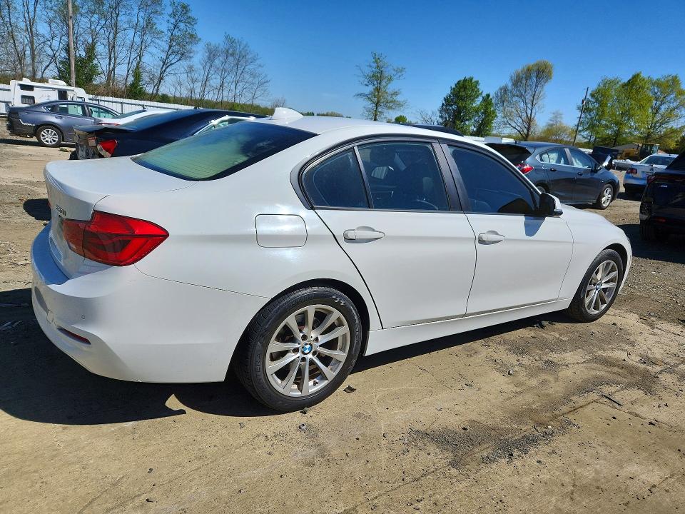 50733766 :رقم المزاد ، WBA8E5G50GNT94600 vin ، 2016 Bmw 320 مزاد بيع