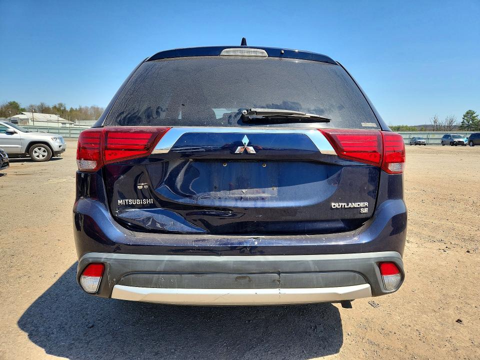 Продаж на аукціоні авто 2017 Mitsubishi Outlander, vin: JA4AZ3A33HZ061686, номер лоту: 49112216