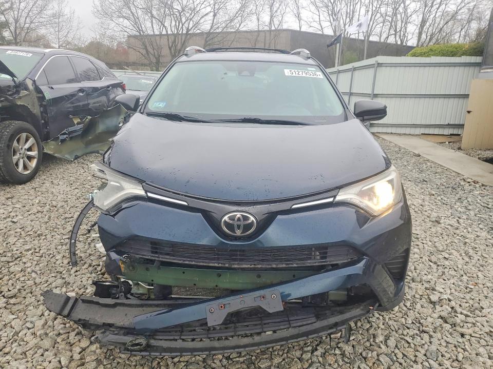 51279536 :رقم المزاد ، 2T3BFREVXHW604310 vin ، 2017 Toyota Rav4 مزاد بيع