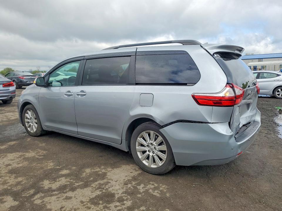 51820476 :رقم المزاد ، 5TDDK3DC1GS130717 vin ، 2016 Toyota Sienna مزاد بيع