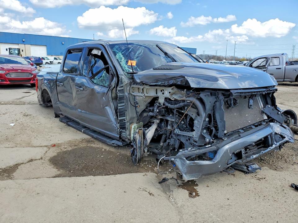 49583576 :رقم المزاد ، 1FTFW1E88NFB16175 vin ، 2022 Ford F150 مزاد بيع
