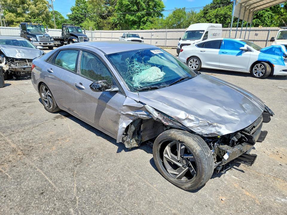 2025 Hyundai Elantra მანქანა იყიდება აუქციონზე, vin: KMHLM4DG2SU948617, აუქციონის ნომერი: 49746586