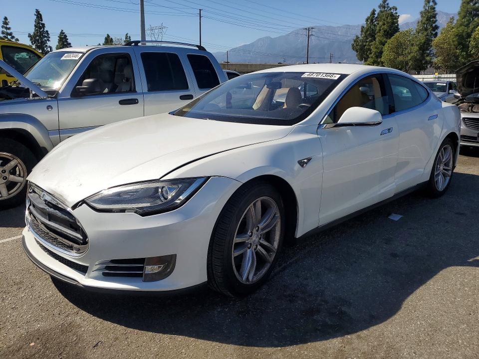 Продажа на аукционе авто 2013 Tesla Model S, vin: 5YJSA1BG5DFP09844, номер лота: 48701366