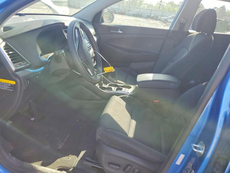 49930996 :رقم المزاد ، KM8J33A46HU400921 vin ، 2017 Hyundai Tucson مزاد بيع