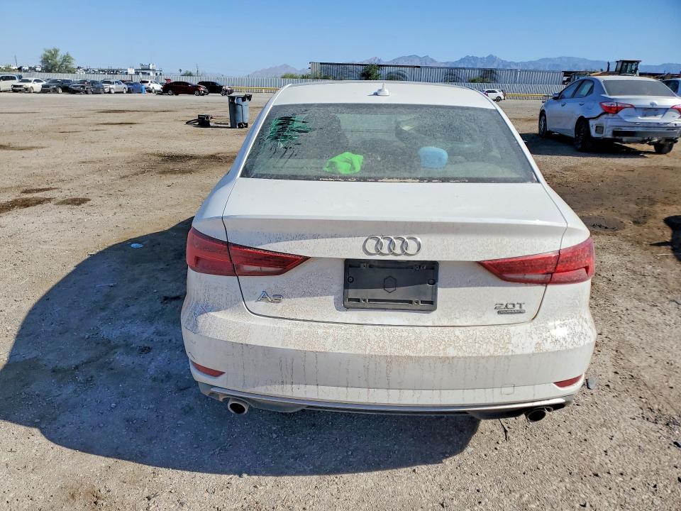 Продаж на аукціоні авто 2018 Audi A3, vin: WAUB8GFF5J1064243, номер лоту: 49149506