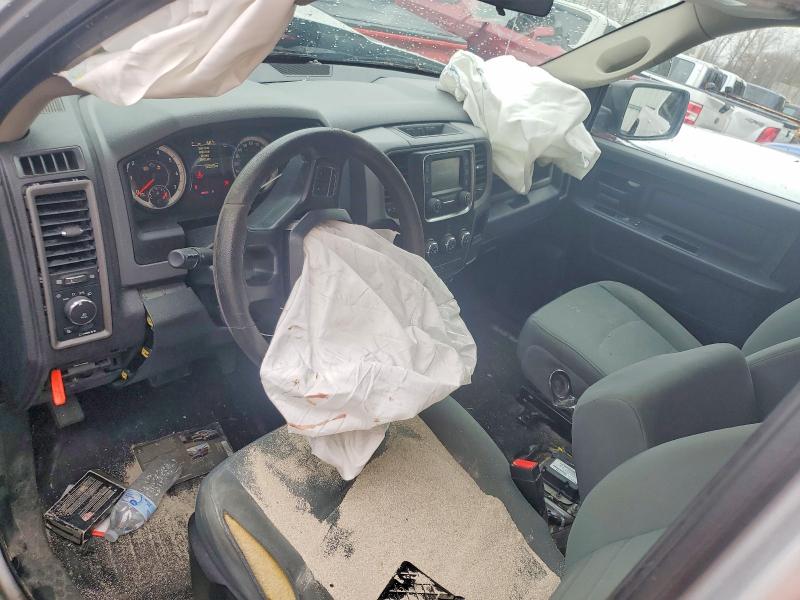 49612096 :رقم المزاد ، 1C6RR7FT8HS779615 vin ، 2017 Ram 1500 مزاد بيع