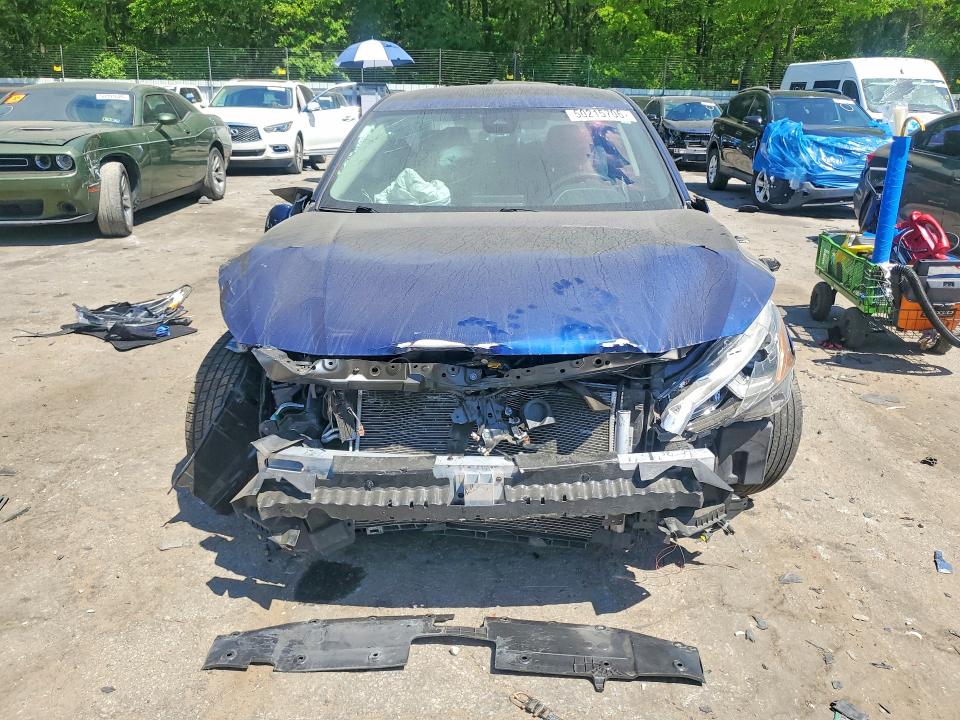 50215706 :رقم المزاد ، 1N4BL4BV6MN354104 vin ، 2021 Nissan Altima مزاد بيع