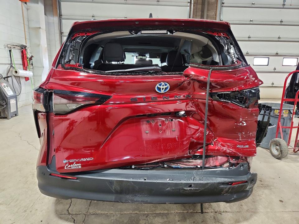 Продажа на аукционе авто 2025 Toyota Sienna, vin: 5TDJSKFC8SS205870, номер лота: 49245166