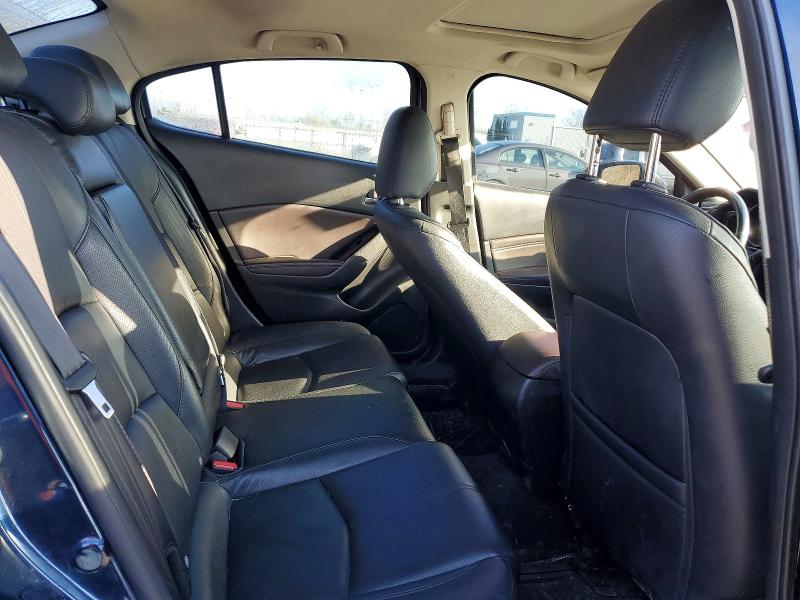 Продаж на аукціоні авто 2018 Mazda 3, vin: 3MZBN1W3XJM174476, номер лоту: 50718696