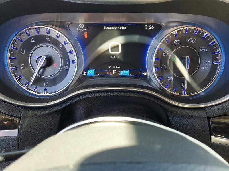 Продаж на аукціоні авто 2015 Chrysler 300c, vin: 2C3CCAEG2FH743512, номер лоту: 50529326
