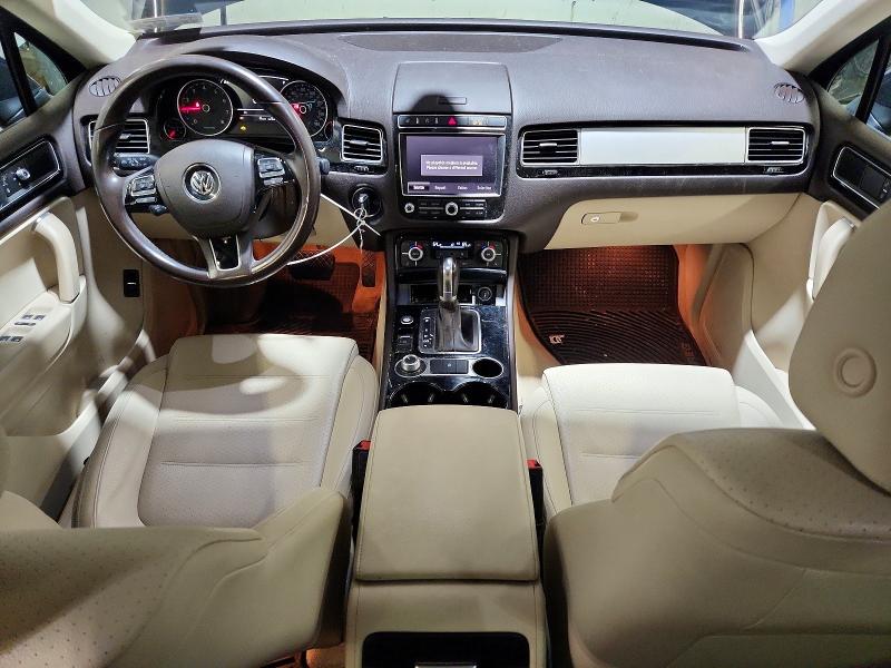 50469216 :رقم المزاد ، WVGEF9BPXGD002419 vin ، 2016 Volkswagen Touareg مزاد بيع