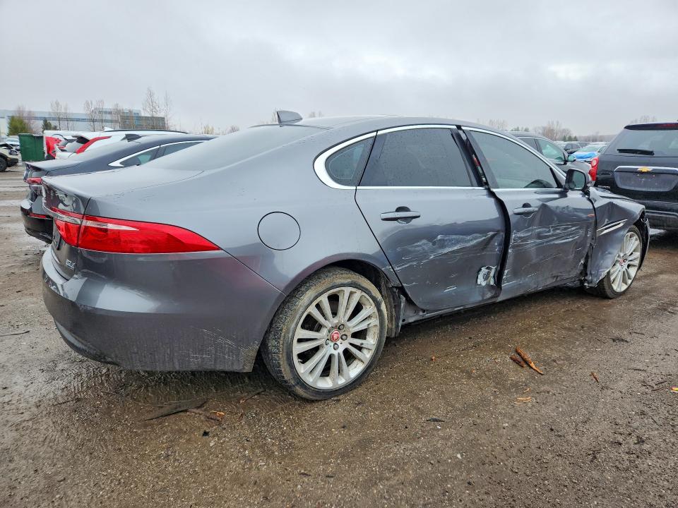 Продажа на аукционе авто 2017 Jaguar Xf, vin: SAJBK4BN1HCY51688, номер лота: 49579596