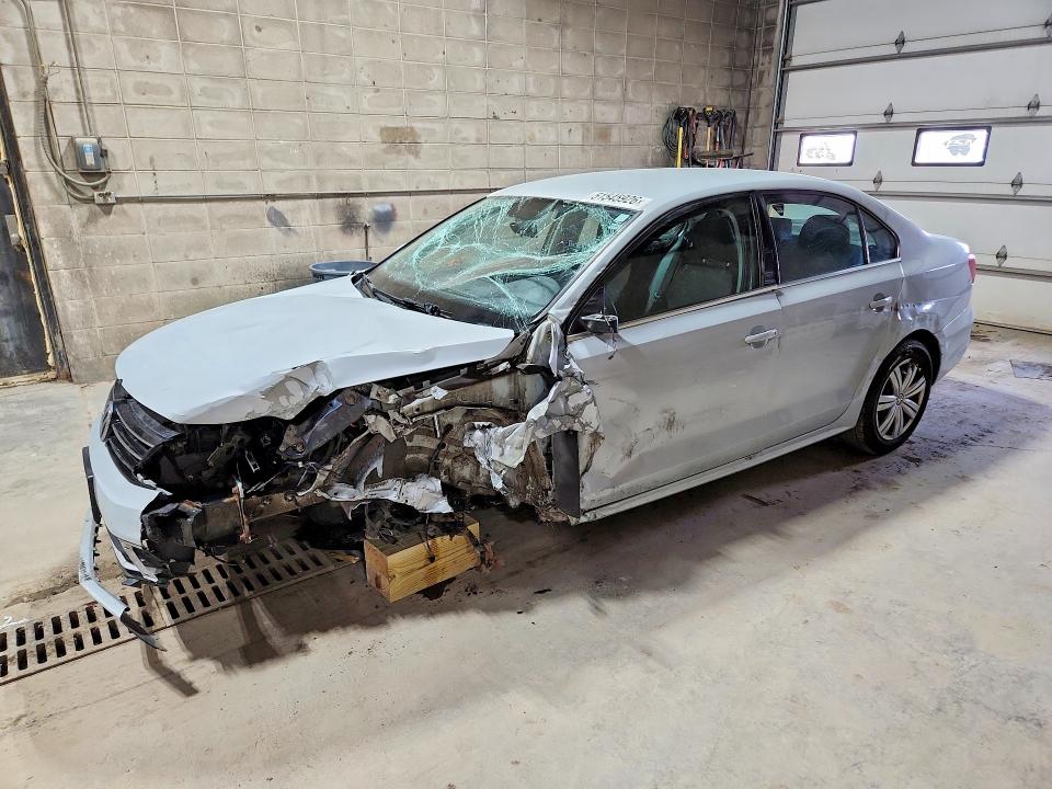 51545926 :رقم المزاد ، 3VW167AJ0HM266062 vin ، 2017 Volkswagen Jetta مزاد بيع