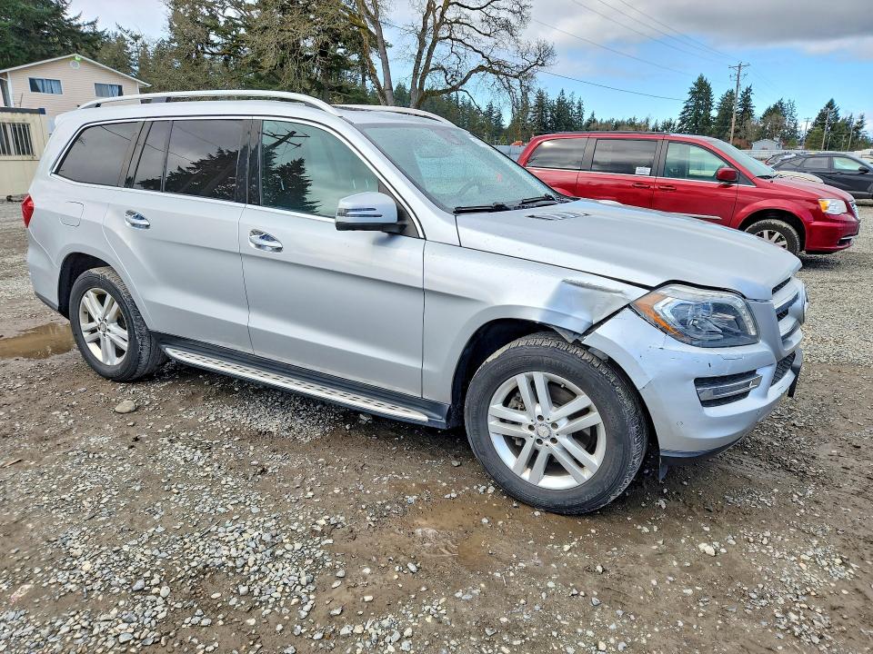 Продажа на аукционе авто 2016 Mercedes-benz Gl, vin: 4JGDF6EE3GA700327, номер лота: 47956966