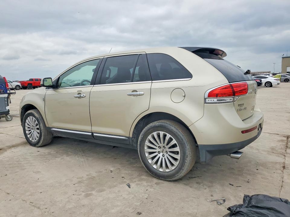 51018566 :رقم المزاد ، 2LMDJ6JK1BBJ09327 vin ، 2011 Lincoln Townhouse Mkx مزاد بيع