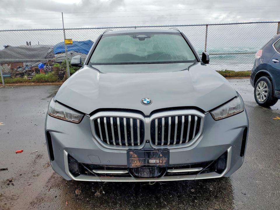 49664306 :رقم المزاد ، 5UX23EU02R9S99425 vin ، 2024 Bmw X5 مزاد بيع