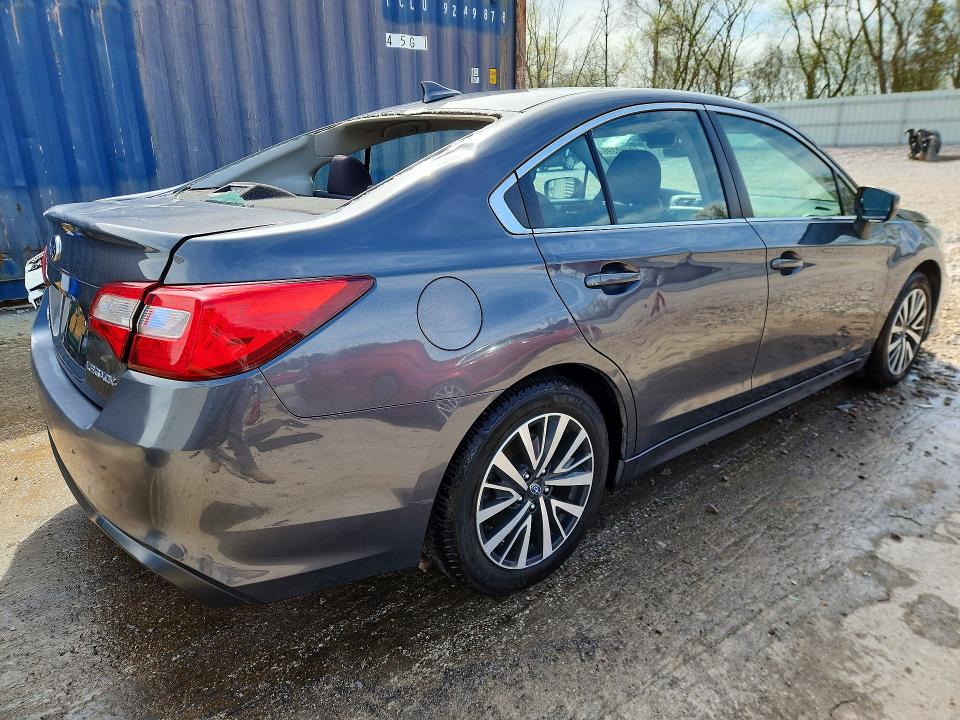 2018 Subaru Legacy მანქანა იყიდება აუქციონზე, vin: 4S3BNAF69J3042064, აუქციონის ნომერი: 50450396