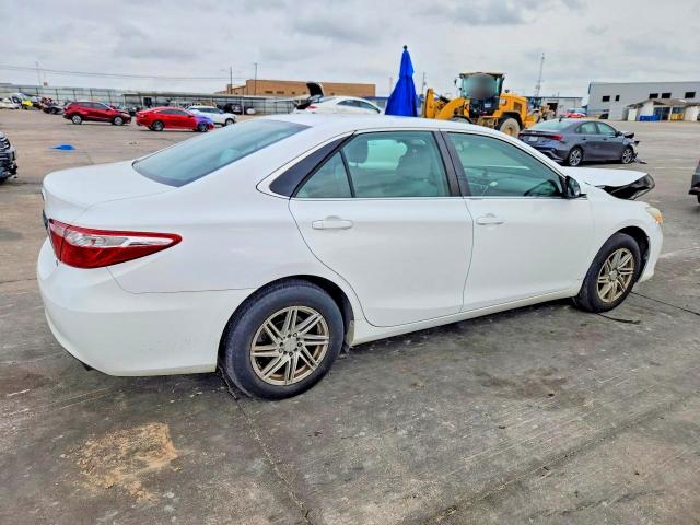 2015 Toyota Camry მანქანა იყიდება აუქციონზე, vin: 4T1BF1FK1FU034077, აუქციონის ნომერი: 51773846