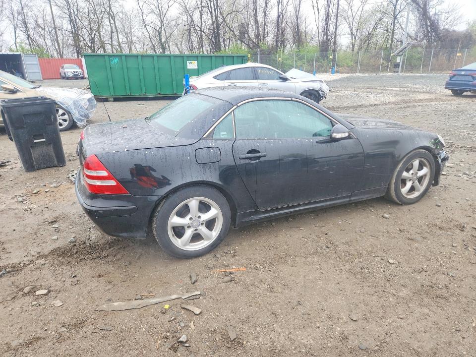 48243986 :رقم المزاد ، WDBKK65FX2F237242 vin ، 2002 Mercedes-benz Slk مزاد بيع