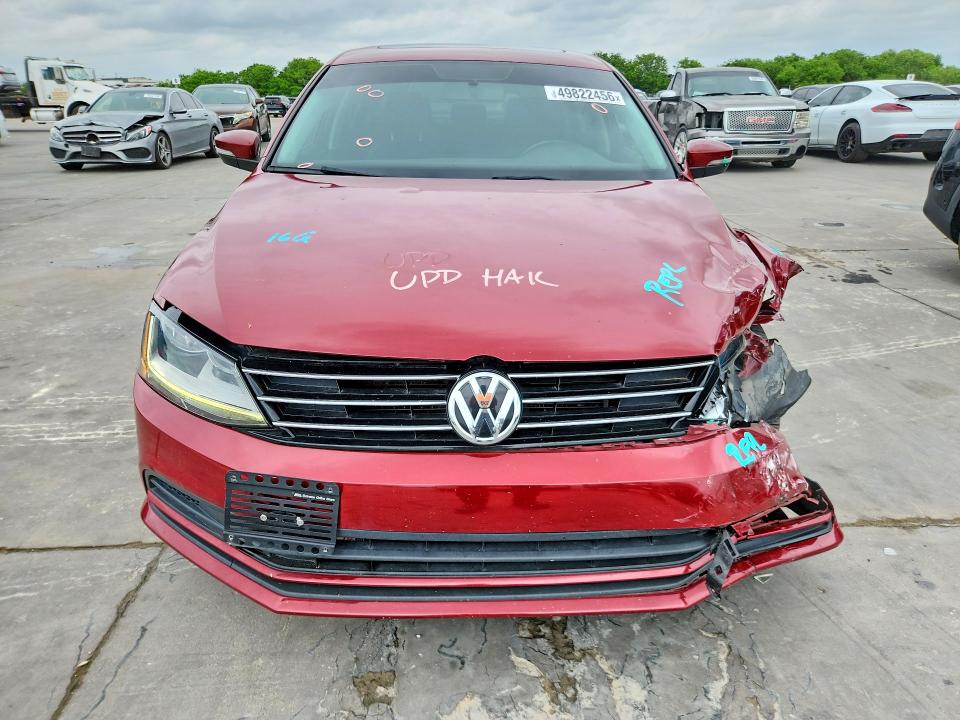 49822456 :رقم المزاد ، 3VWDB7AJ1HM361576 vin ، 2017 Volkswagen Jetta مزاد بيع
