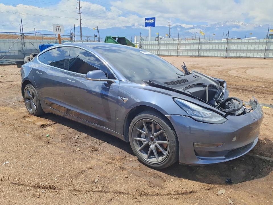 2020 Tesla Model 3 მანქანა იყიდება აუქციონზე, vin: 5YJ3E1EC3LF601738, აუქციონის ნომერი: 51546576