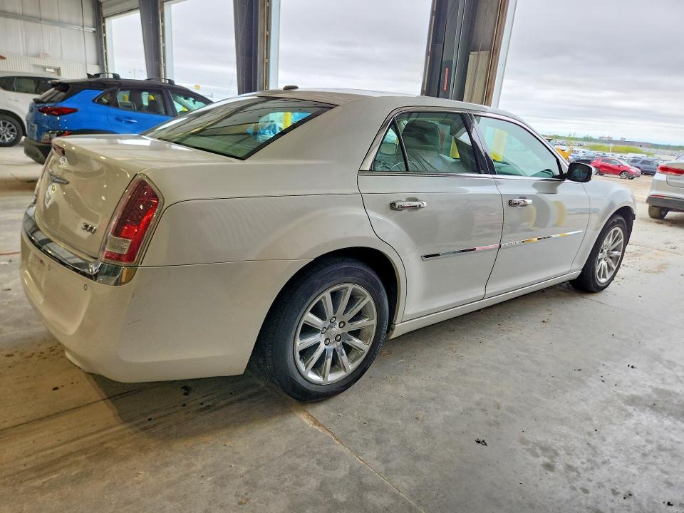 2011 Chrysler 300 მანქანა იყიდება აუქციონზე, vin: 2C3CA5CG3BH528229, აუქციონის ნომერი: 51193466