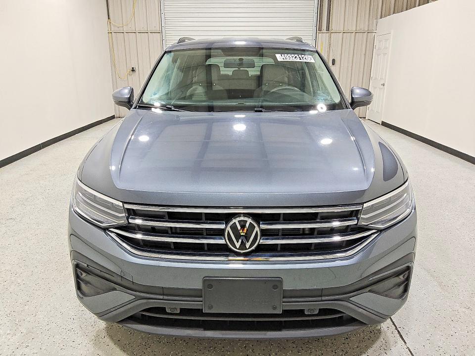 Продажа на аукционе авто 2022 Volkswagen Tiguan, vin: 3VV1B7AX4NM006408, номер лота: 49323126