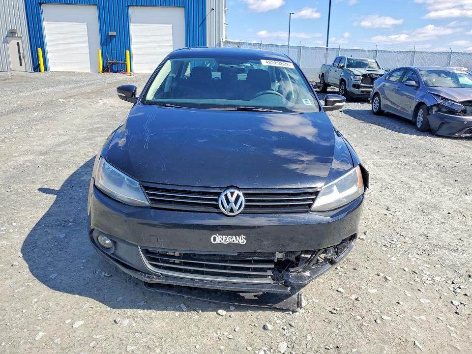 48589626 :رقم المزاد ، 3VWDL7AJ8EM377234 vin ، 2014 Volkswagen Jetta مزاد بيع