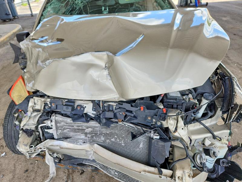 52030916 :رقم المزاد ، 1G11B5SL4EF167848 vin ، 2014 Chevrolet Malibu مزاد بيع