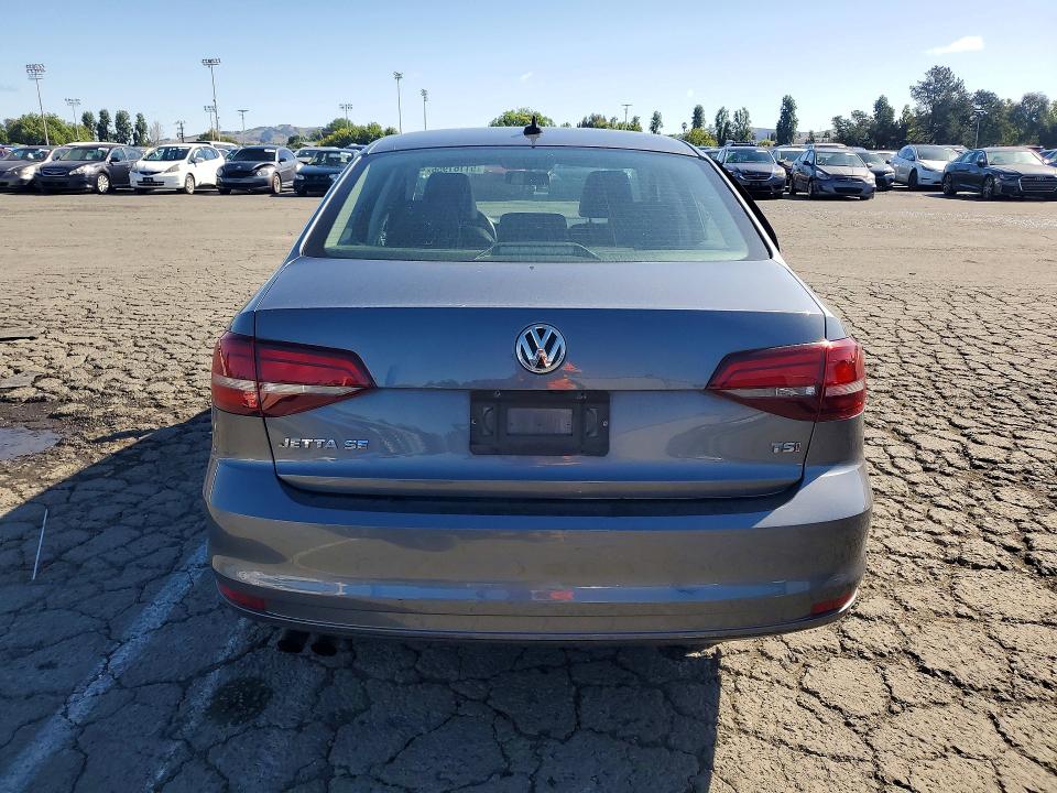 Продаж на аукціоні авто 2018 Volkswagen Jetta, vin: 3VWDB7AJ8JM233213, номер лоту: 51161956