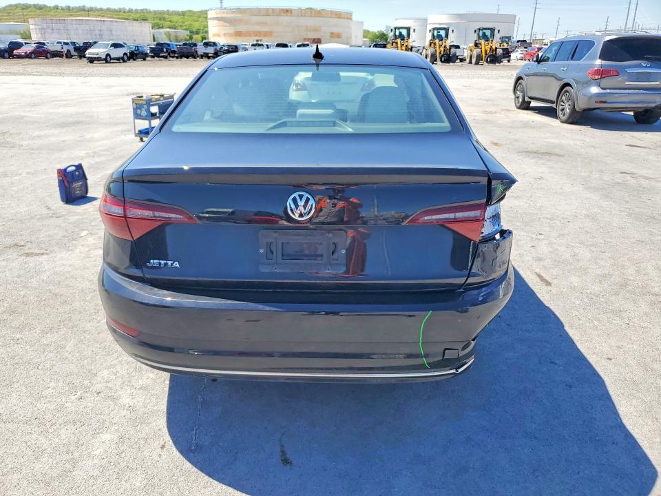 48590796 :رقم المزاد ، 3VWC57BU9MM086075 vin ، 2021 Volkswagen Jetta مزاد بيع