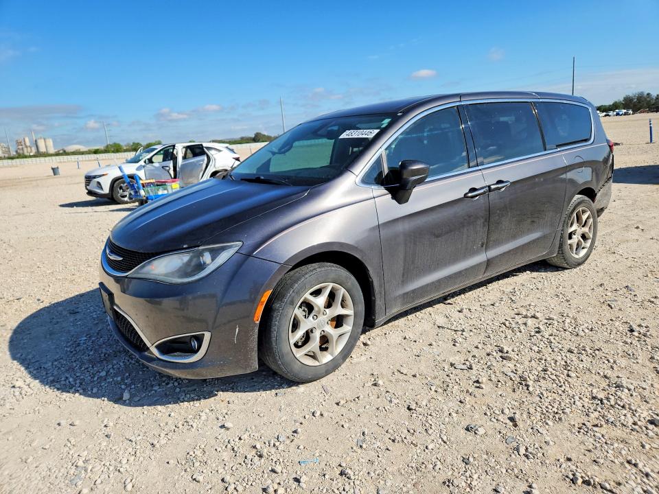 Продаж на аукціоні авто 2017 Chrysler Pacifica, vin: 2C4RC1BG6HR779968, номер лоту: 48310446