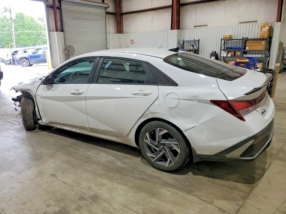 2025 Hyundai Elantra მანქანა იყიდება აუქციონზე, vin: KMHLM4DG5SU917555, აუქციონის ნომერი: 49559206