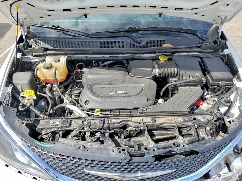 49706696 :رقم المزاد ، 2C4RC1BG0JR247699 vin ، 2018 Chrysler Pacifica مزاد بيع